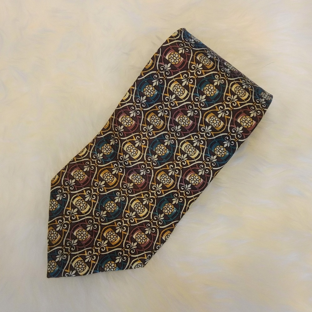 Classic Christian Dior Mens Tie, Burgundy and Gold
